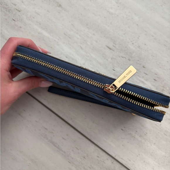 Michael Kors Navy Logo Wristlet - Picture 3 of 5